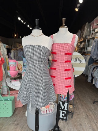 Sweet Summer Style: The Gingham Dresses You NEED!