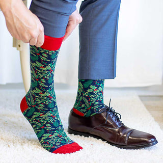 Men's Holly Jolly Socks O/S Navy