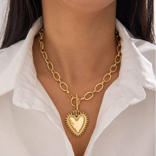 Spiked Heart Chunky Chain Necklace