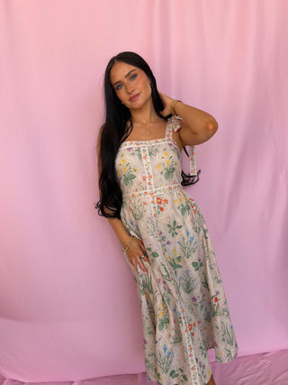 woman wearing floral dress