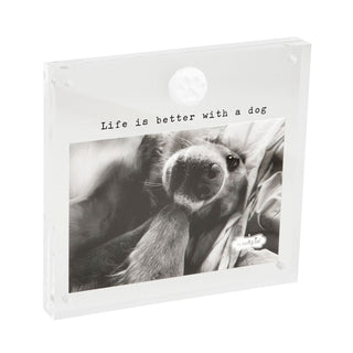 Packaging of a photo frame with a dog's face and 'Life is better with a dog' text.