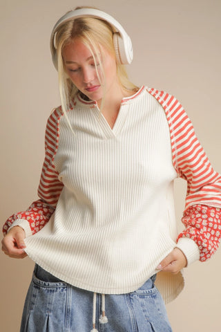 Floral Lines Sweater- Curvy