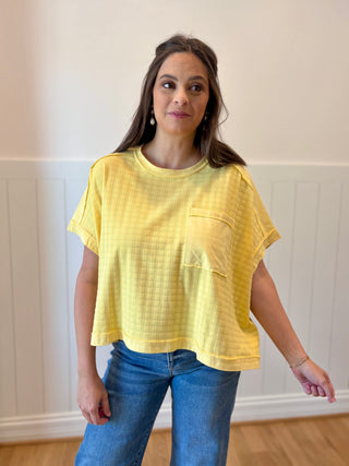 Yellow tee shirt 