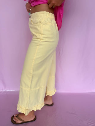 Ruffle Hem Pant