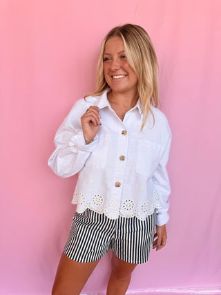 Barefoot Weekend Short