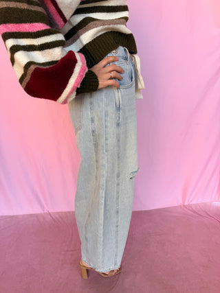 Destroyed Barrel Jeans