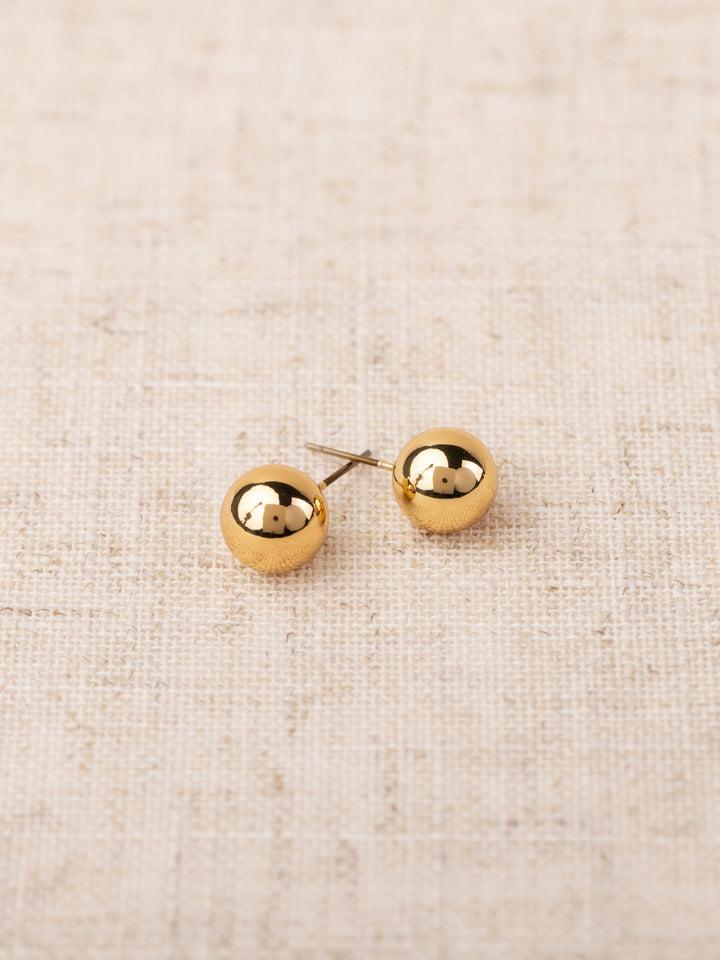 Medium Shiny Gold Earring