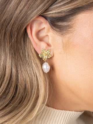 Brooke Pearl Earring