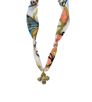 Scarf Necklace White/Pink Lucky Flower