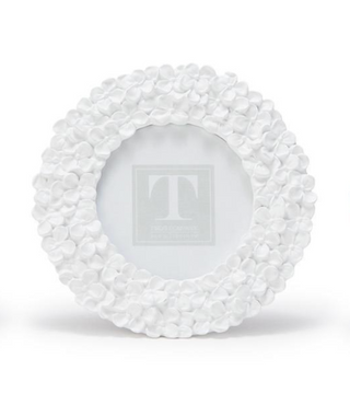 Round Hydrangea Frame White