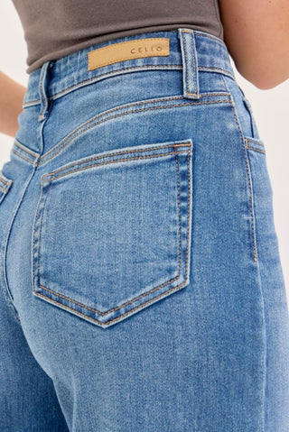 Medium Wash Wide Leg Jeans 