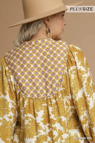 Falling For Leaves Top- Curvy