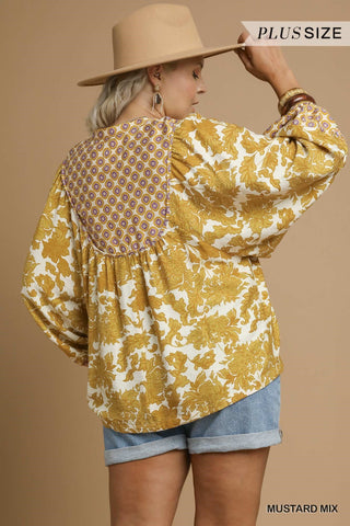 Falling For Leaves Top- Curvy