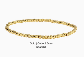 Gold bracelet with cube beads 