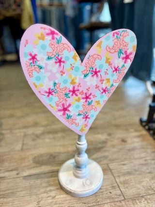 Everette Floral Hearts Topper