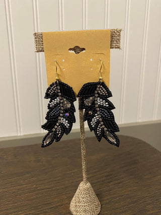 Black Bead Leaf Earring