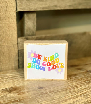 Groovy Be Kind Mini Sitter