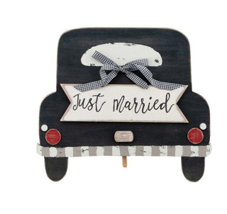Just Married Topper