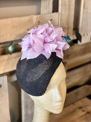 Laven/Black Feather Fascinator