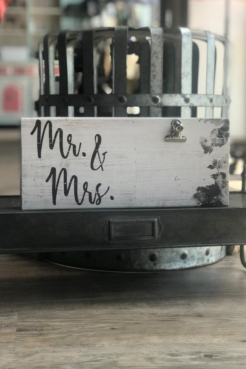 MR MRS Clip Frame