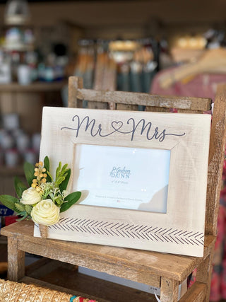 Mr Mrs Flower Frame